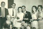 weddingparty1.jpg (40769 bytes)